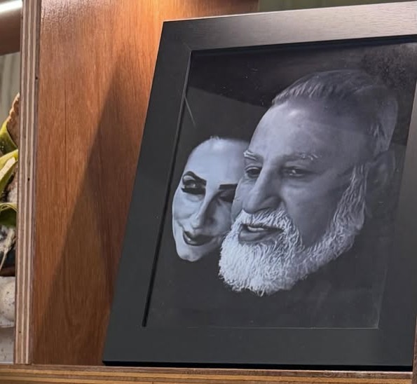 Om Waleed and her late father
